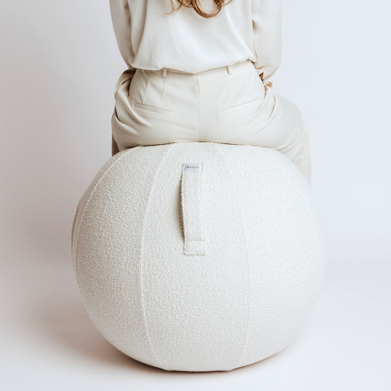 BOL DIVA Bouclé Assis Ball