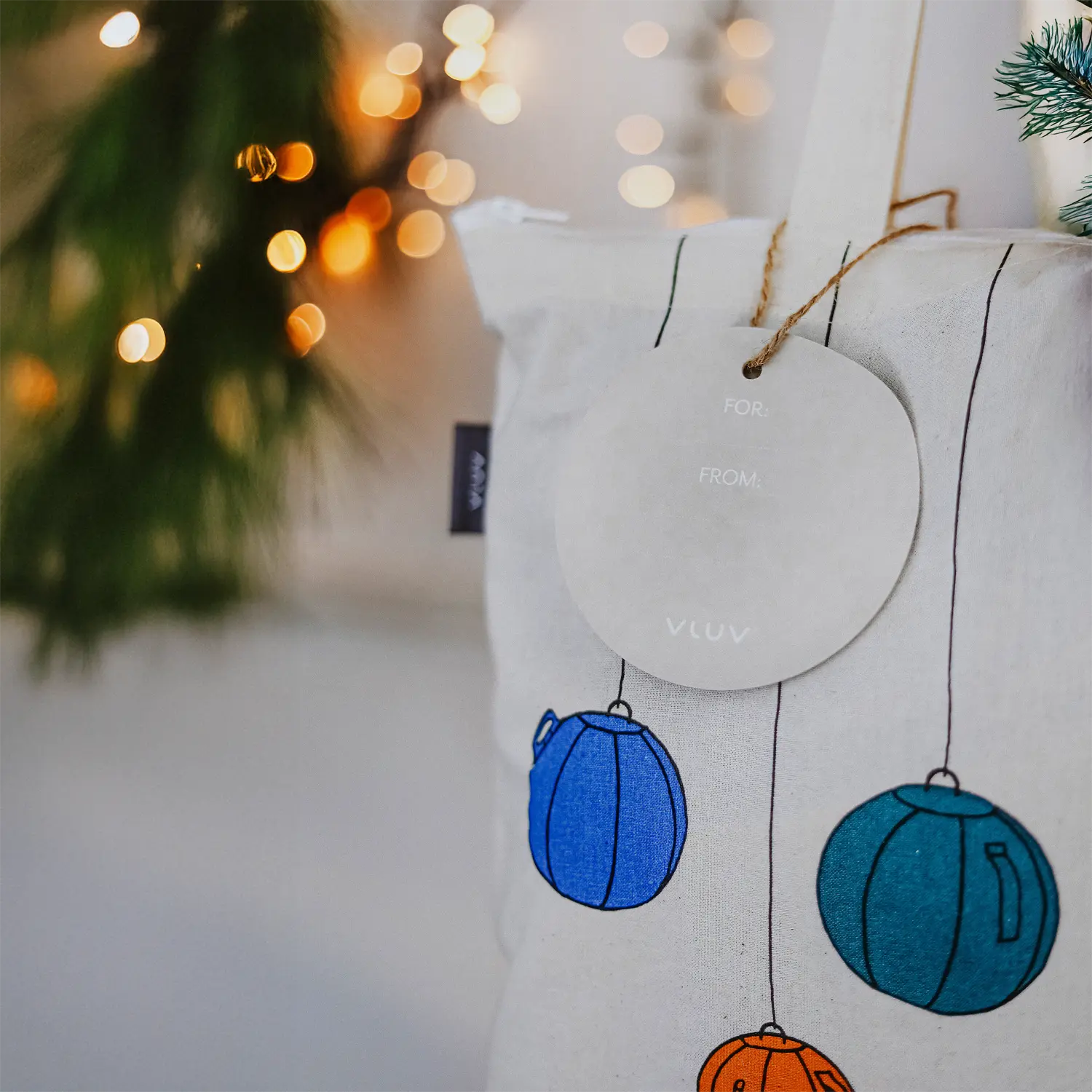 XMAS Geschenkservice für BOL, KAPSUL und LIVT inkl. Shopper